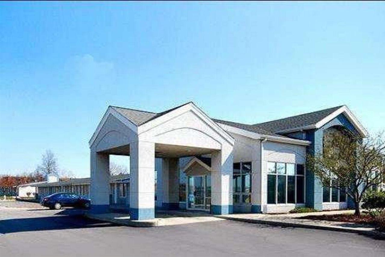 Knights Inn Elyria Exterior photo