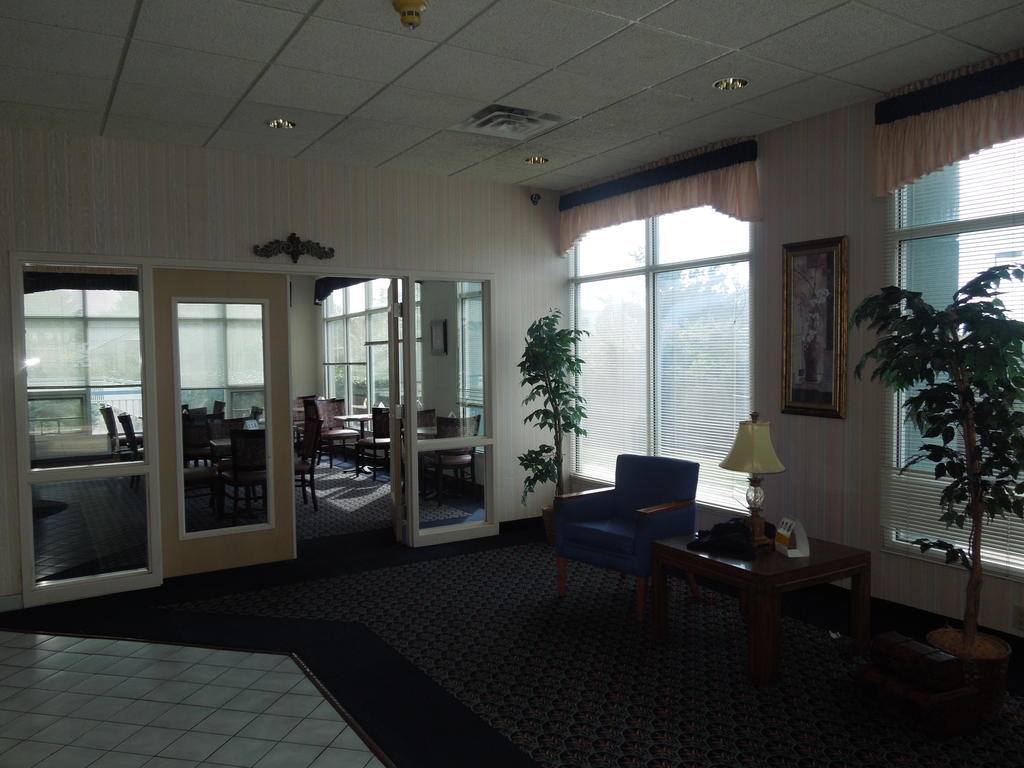 Knights Inn Elyria Exterior photo